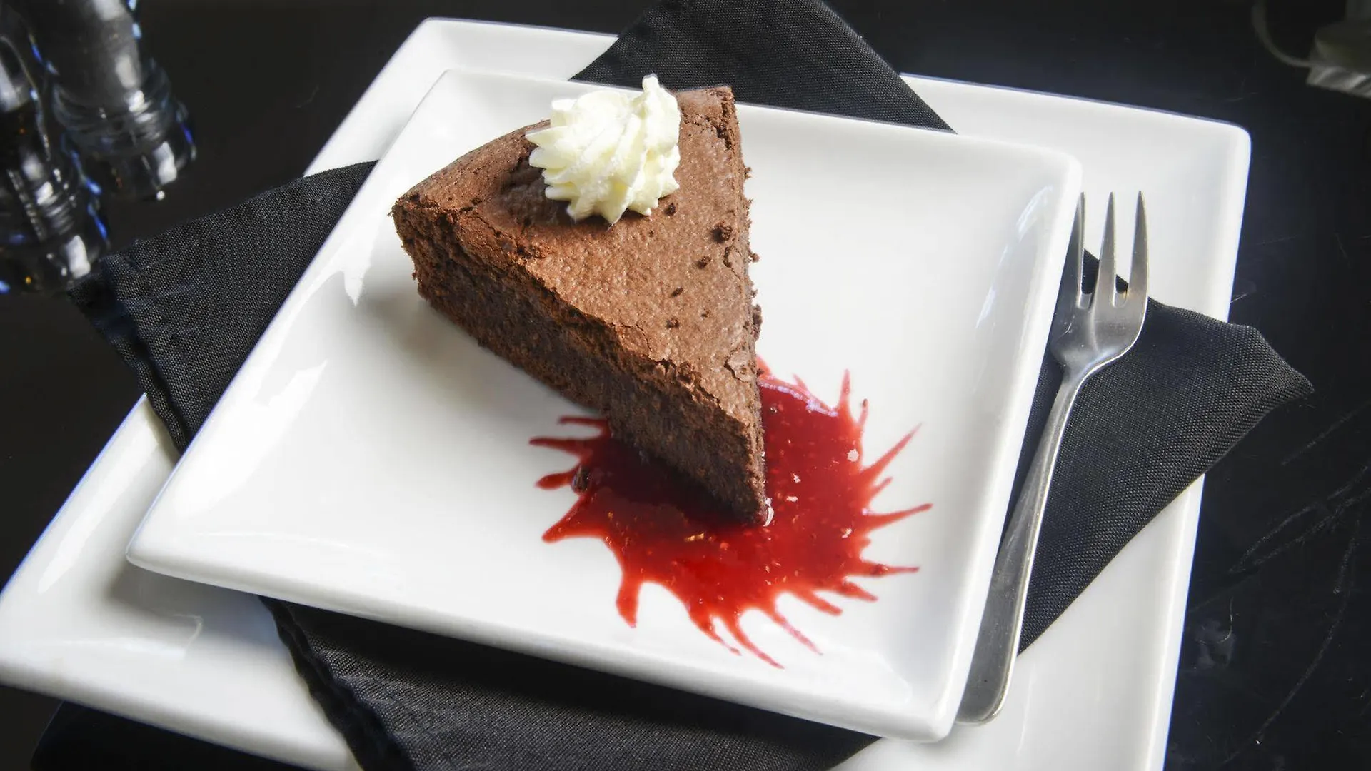 Sullivans Hotel Perth 4*,  Australia